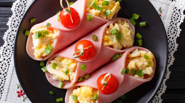 Закуска з куркою і ананасами