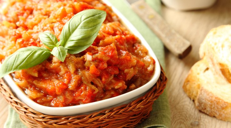 Баклажанна ікра з горіхами