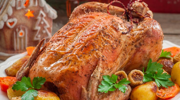 Запечена курка по-польськи з сухофруктами