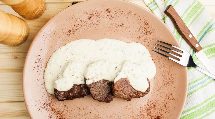 Свинина під соусом