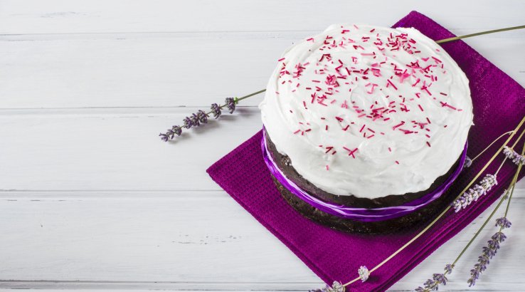 Великодній кекс з лавандою