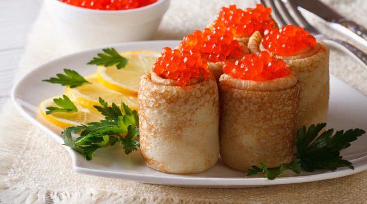 Млинці з ікрою