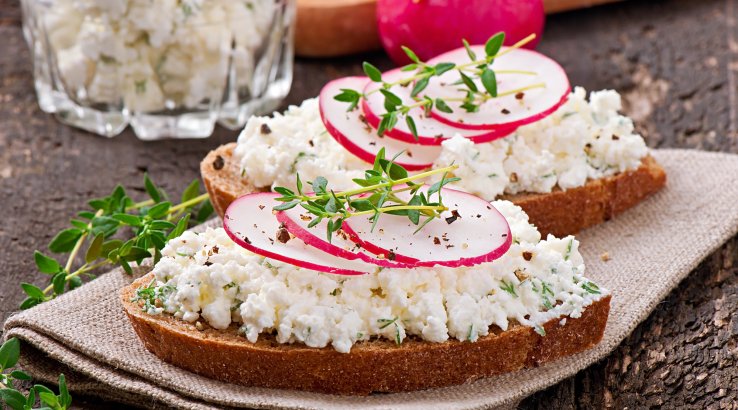 Канапе з редискою