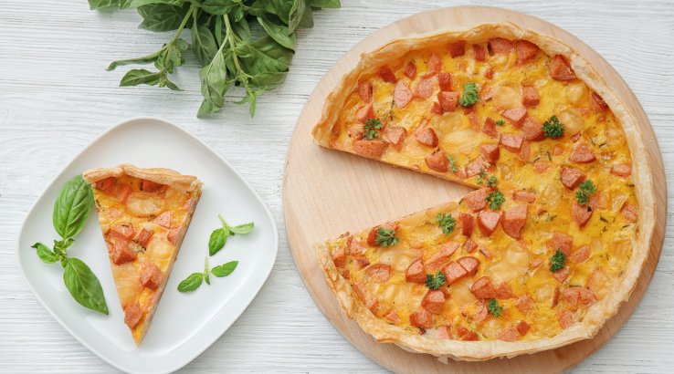 Піца з ковбасками