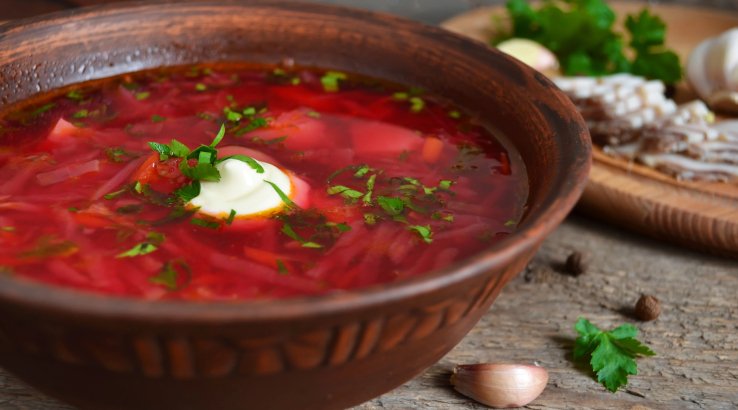 Борщ в афганському казані