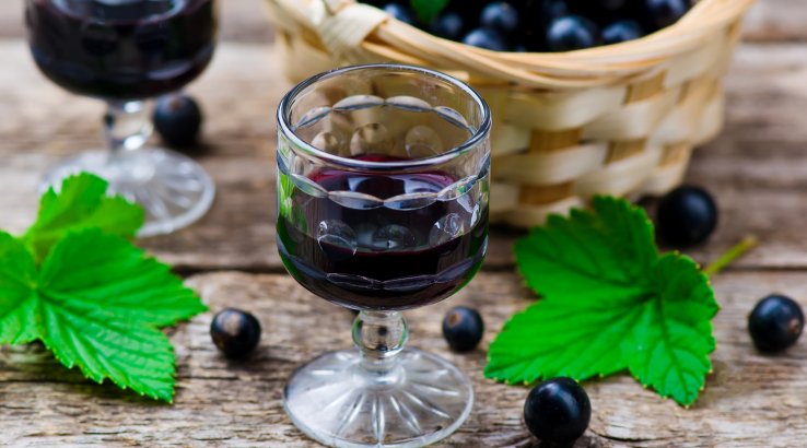 Наливка з чорної смородини