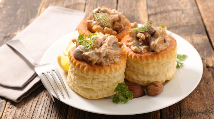 Воловани з курячим філе і грибами: як приготувати