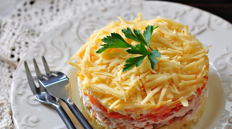 Салат з куркою та апельсинами