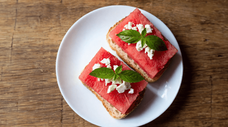 Бутерброд з кавуном