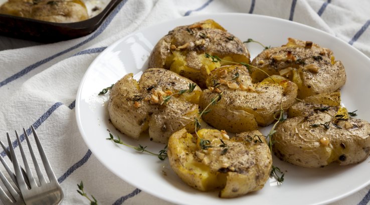 "Крошка-картошка" с соусом