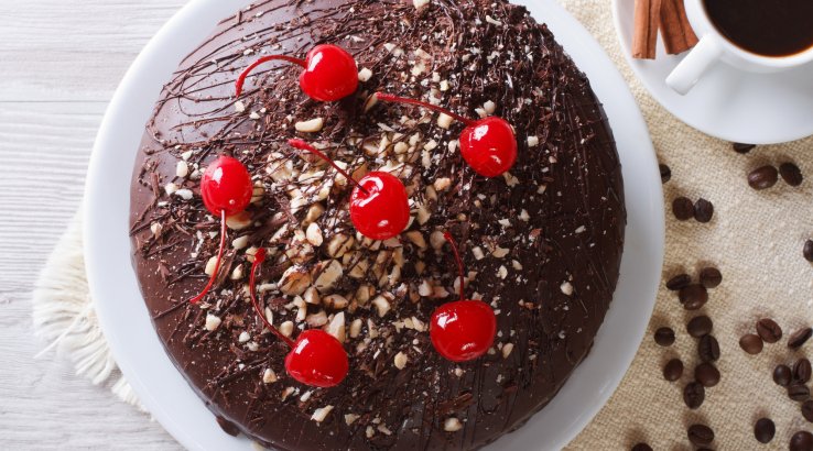 Шоколадний пиріг з вишнею - рецепт