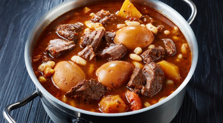 Чолнт у каструлі