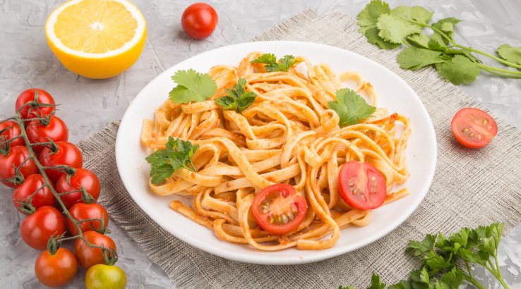 Паста з песто з моркви