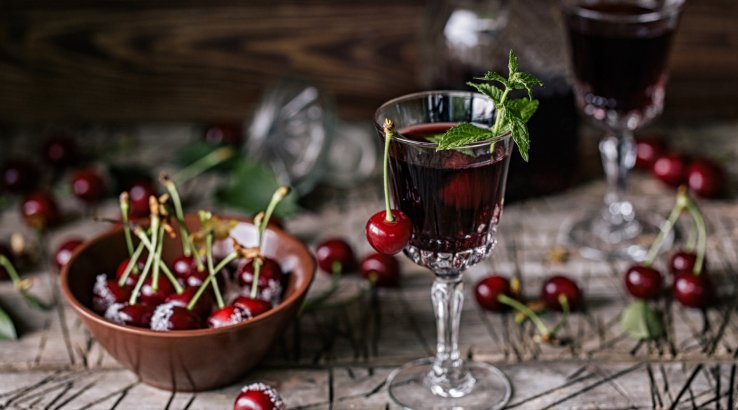 Ягідна наливка