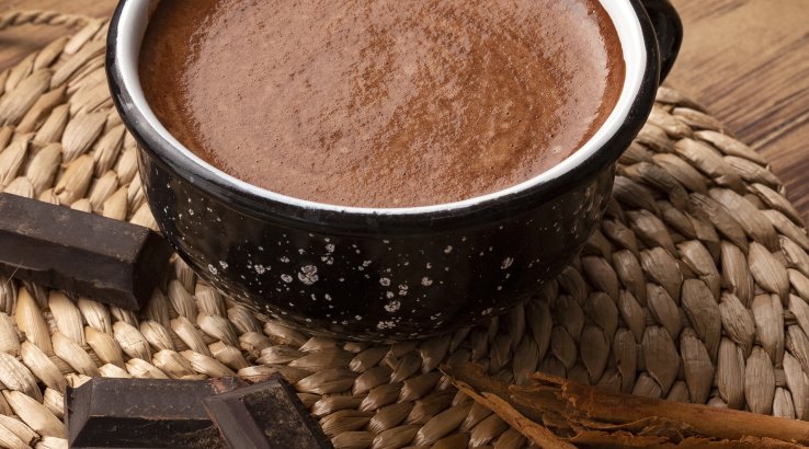 Гарячий шоколад з кокосовим молоком