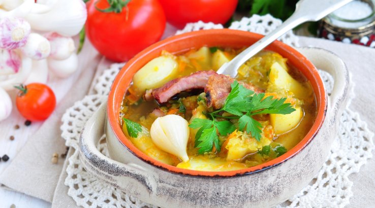 Суп с копчеными ребрами