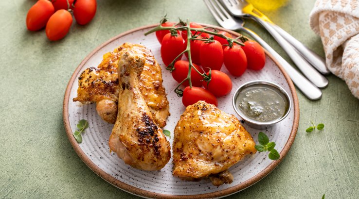 гомілки з соусом із зелених томатів