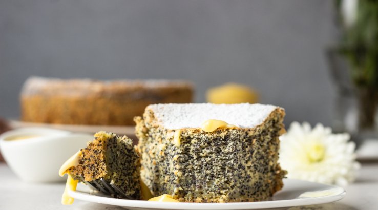 Пиріг з маку і манки