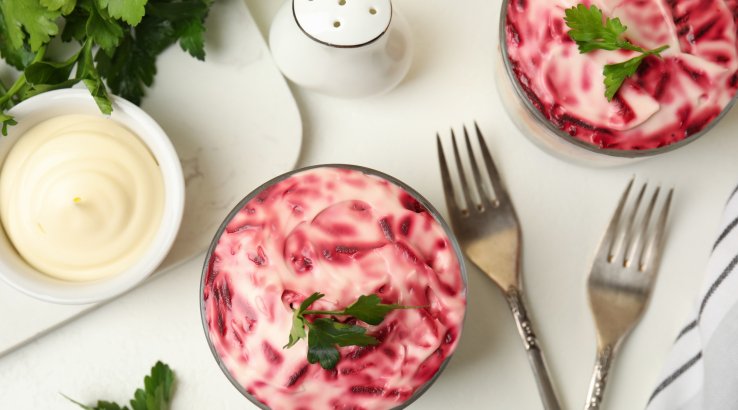 Буряковий салат з крабовими паличками