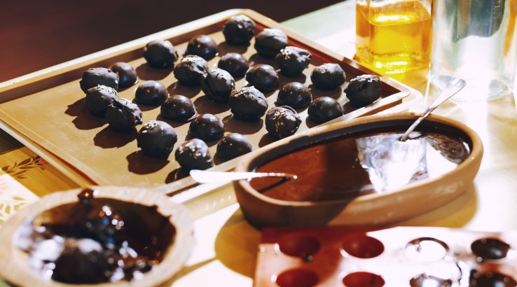 Шоколадні цукерки з калиною