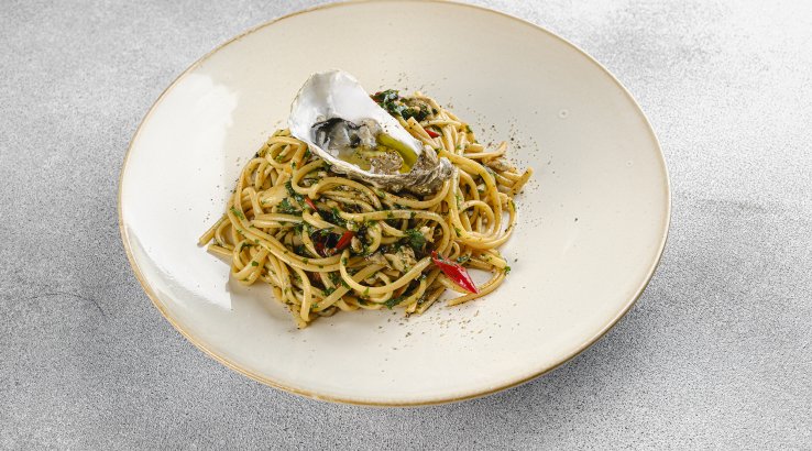 Лінгвіне з устрицями