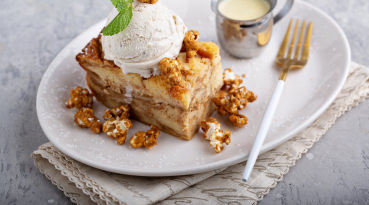 Запіканка з паски і яблук