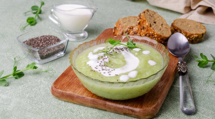 Суп-пюре з авокадо і огірка