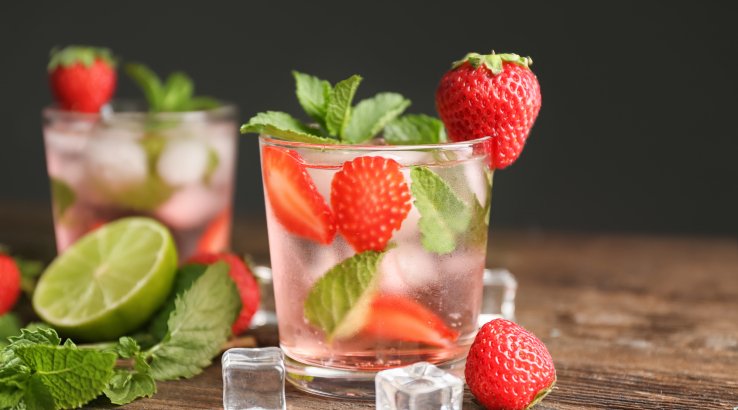 Полуничний мохіто