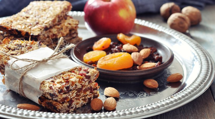 Батончики із сухофруктів і горіхів