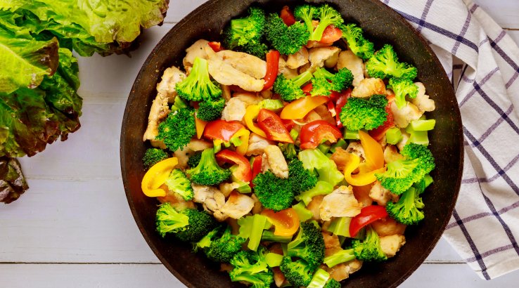 Курятина з овочами