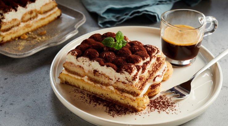 Тирамісу без яєць з журавлиною