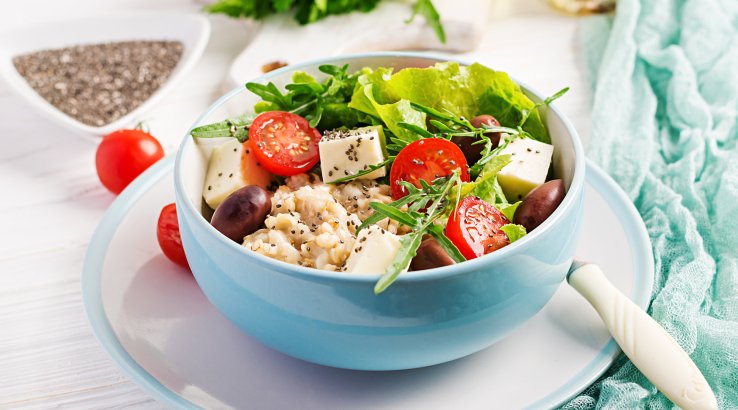 Вівсянка з фетою і томатами