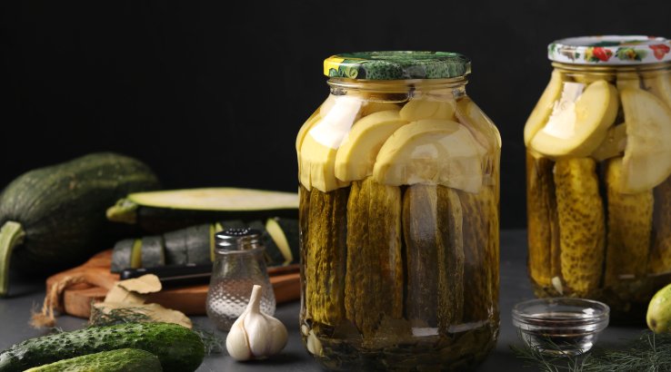 Огірки та кабачки на зиму «Прованс»