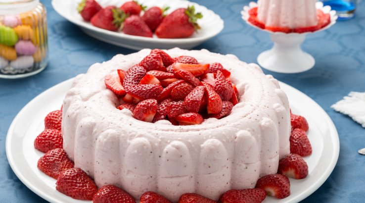 Желе з йогурту та фруктів