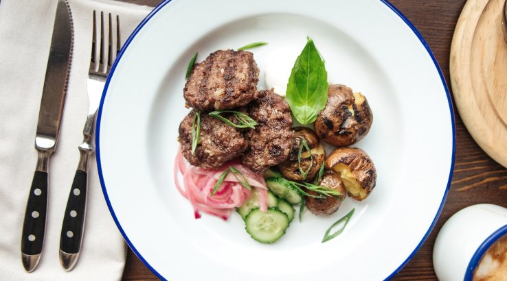 Фрикадельки з родзинками у духовці