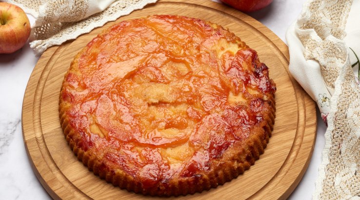 Яблучний пиріг навпаки