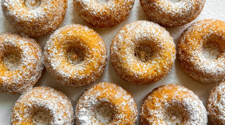 Морквяні кекси з абрикосовим джемом