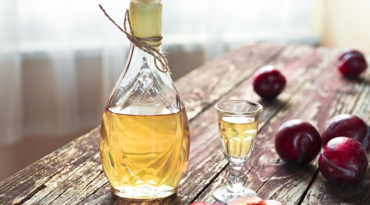 Сливова наливка