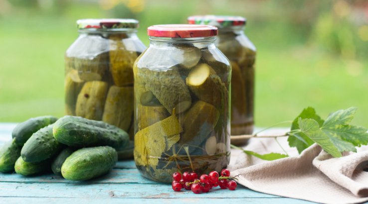 Консервовані огірки