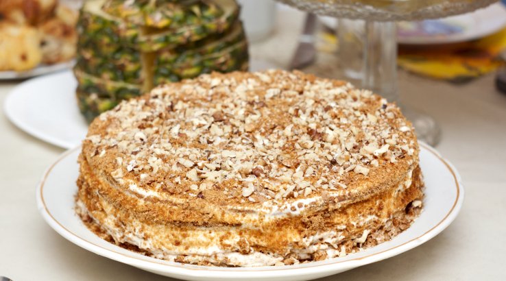 Простий торт з кефіру