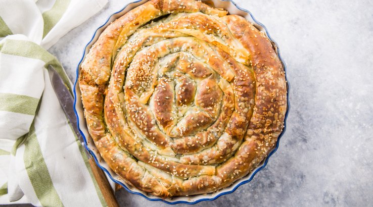 Пиріг із сиром та шпинатом спанакопіта