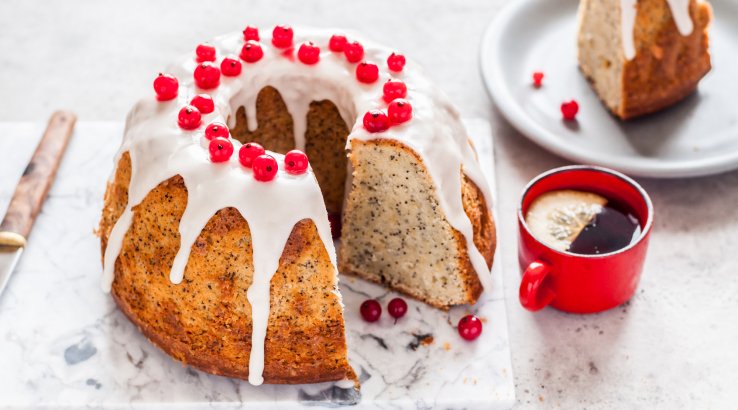 Кекс з маком в глазурі