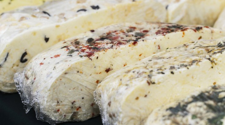 Солона сирна грудка