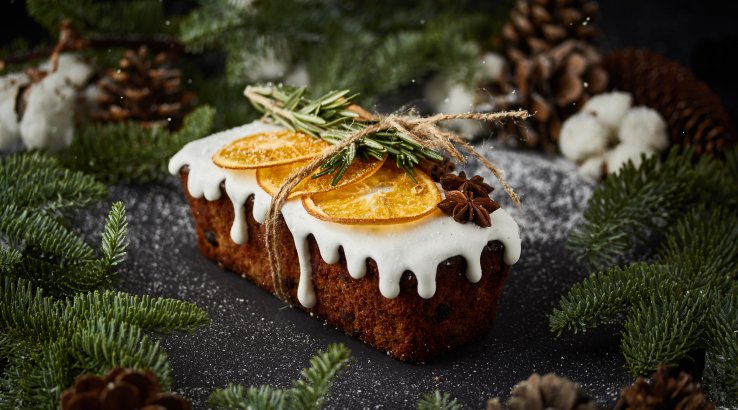 Рождественский кекс с глазурью