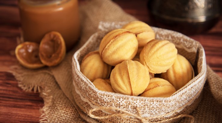 Горішки з вареною згущенкою