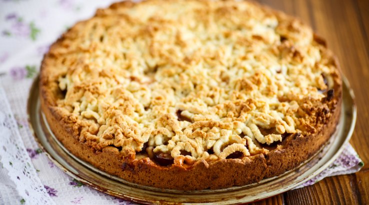 тертий пиріг з ревенем