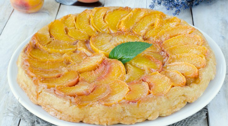 Тарт татен з абрикосів і кардамоном