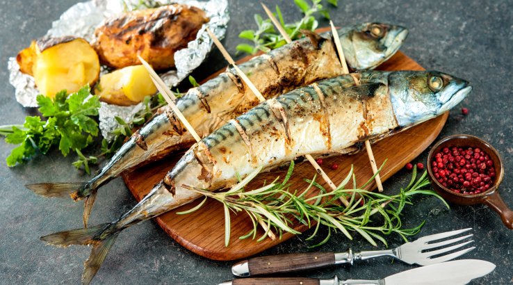 Запечена у фользі скумбрія