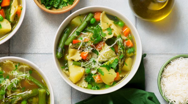 Мінестроне з горошком