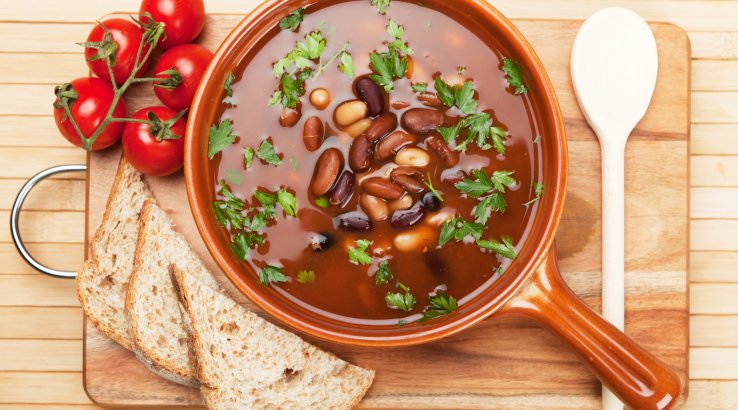 Квасолевий суп зі щавлем - пісний рецепт